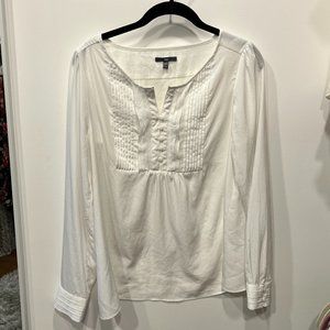 Gap blouse with pretty detailing
